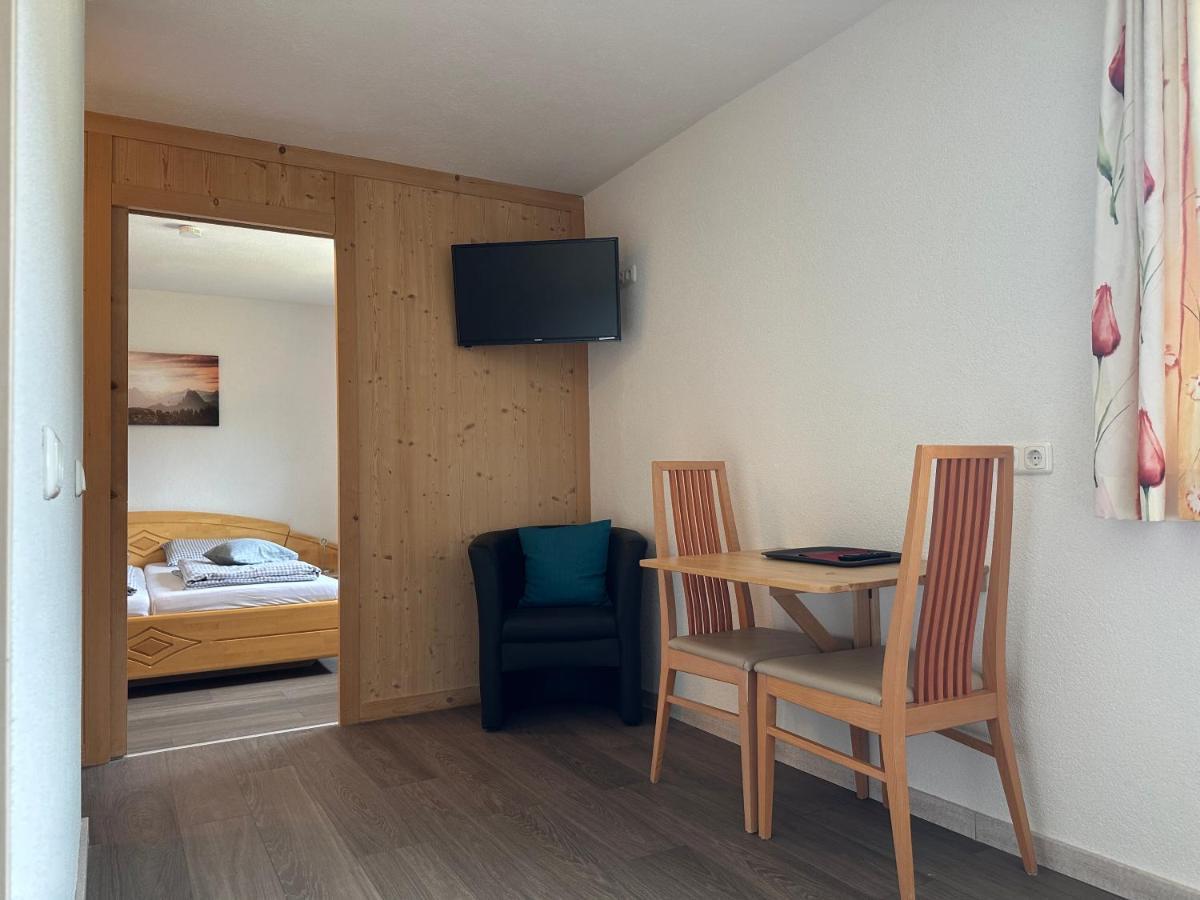 Pension Alpenblick Schattwald Esterno foto